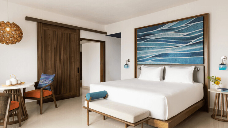 Club Oceanfront Master Suite 